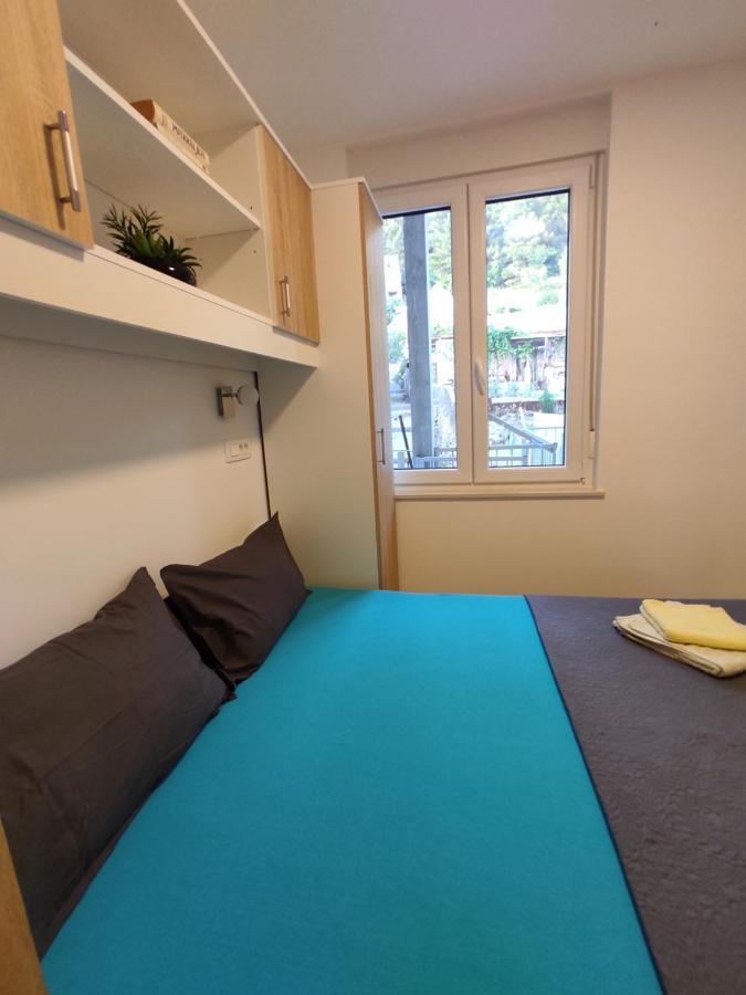 Apartment Ravnice Omiš Eksteriør billede