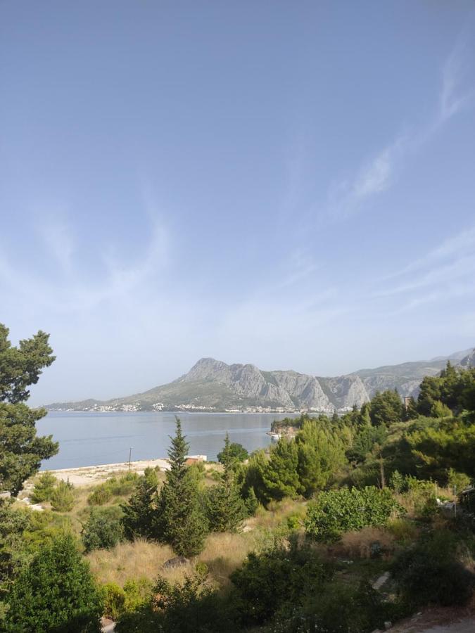 Apartment Ravnice Omiš Eksteriør billede